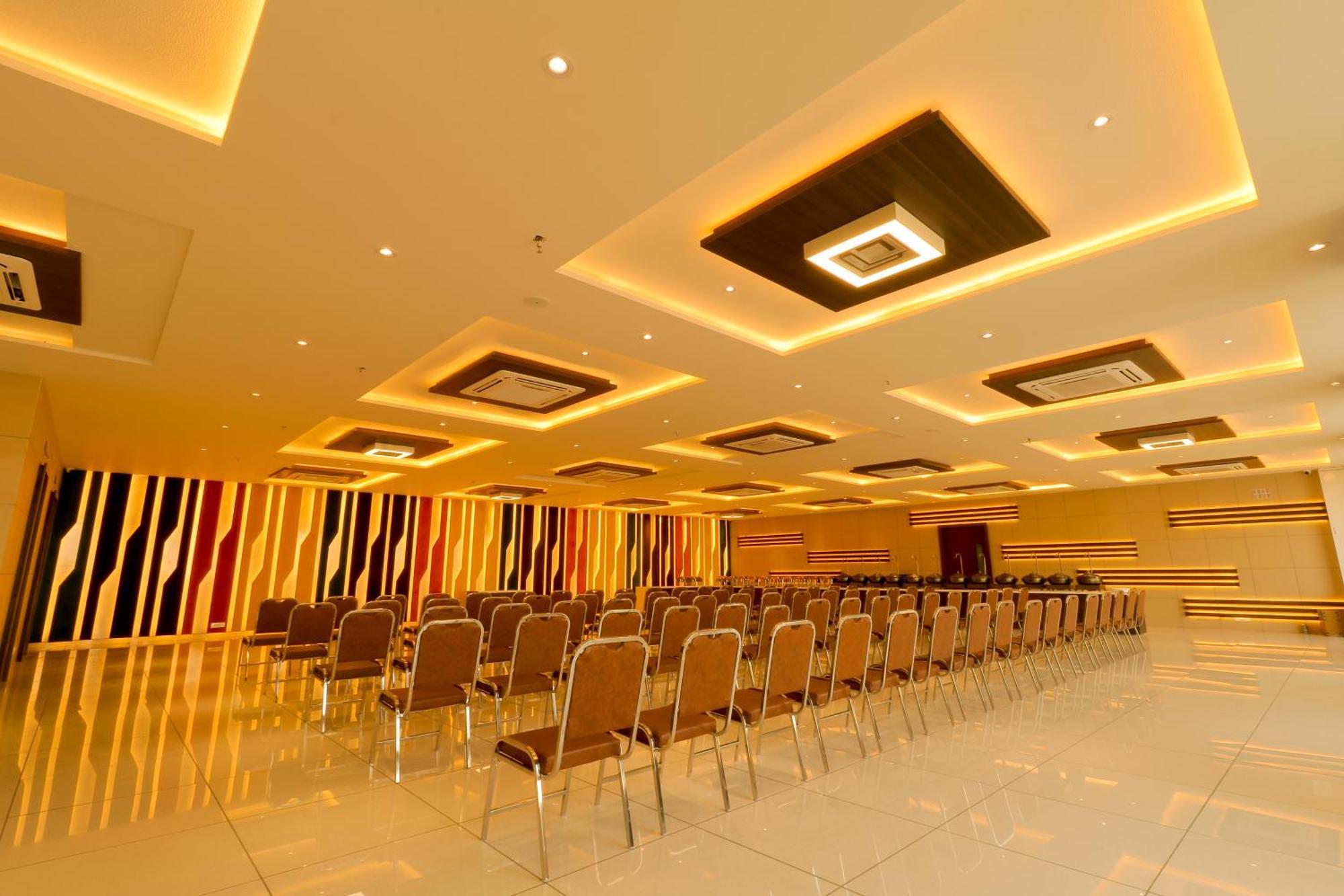 Hotel Grand Darshan Vadodara Exterior foto